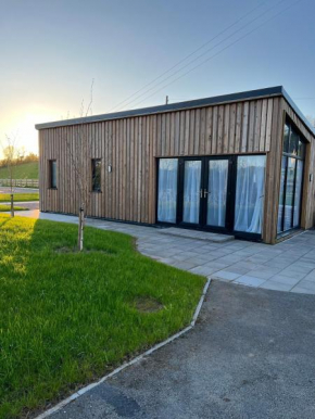 Killyfole lakeside lodges